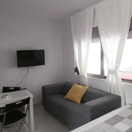 Apartment New Near The Beach.