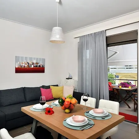 New Near The Beach. Apartment